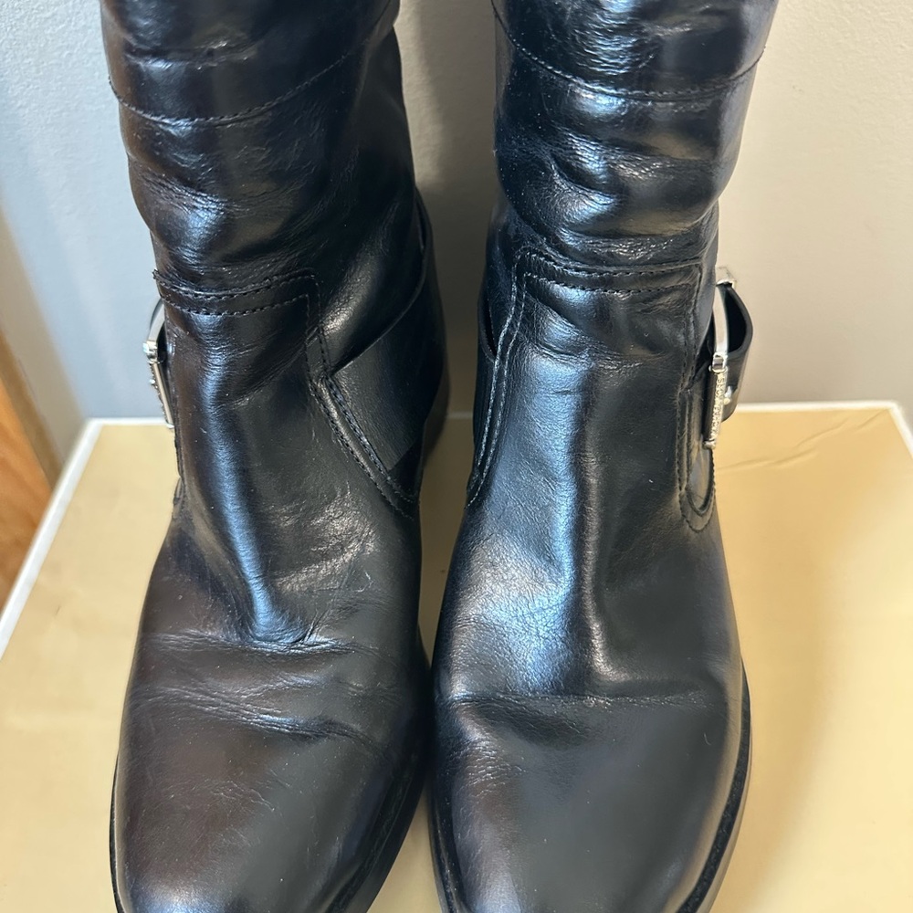 Michael Kors Black Leather Ankle Boots - Picture 4 of 10